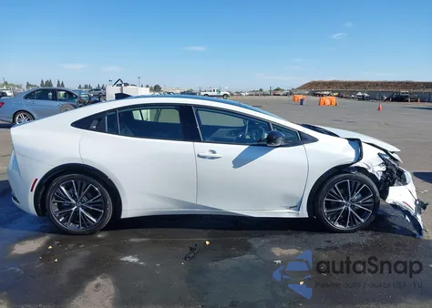 2026 Toyota Prius Limited Awd-E z USA, uszkodzony, nr VIN JTDADABU0T3031153